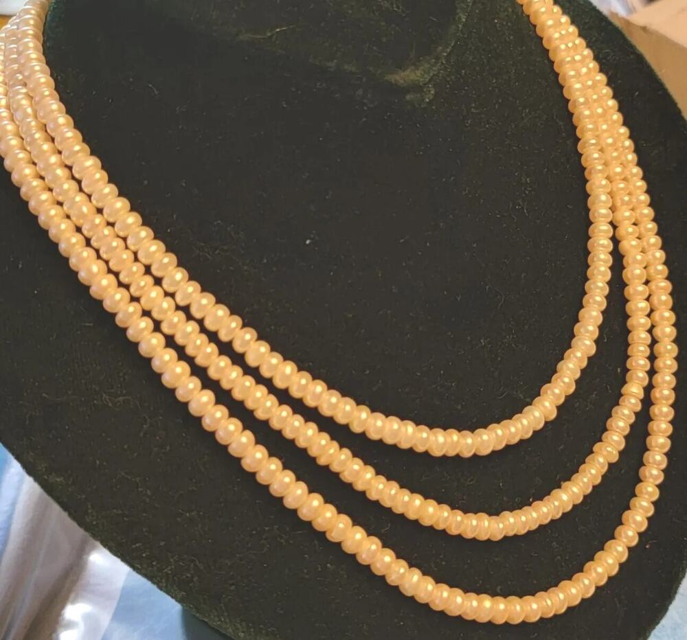 Vintage 3 Strand Faux Pearl Necklace, Multi-strand Strands White Beaded wh01-021